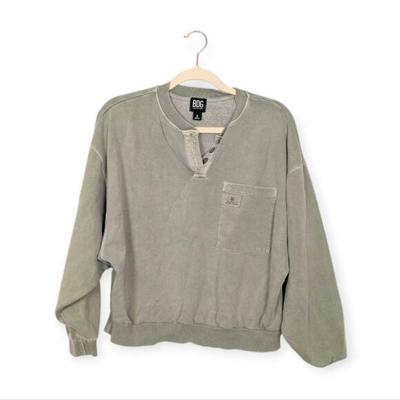 BDG Tops - Urban Outfitters BDG Smoke Green Henley Pocket Sweatshirt Size S